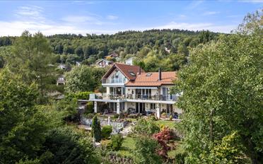 Einfamilienhaus 10 Zimmer - image - 1