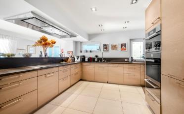 Single house 9 rooms - image - 8