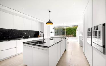 Single house 10 rooms - image - 5