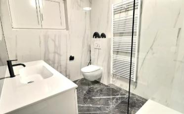 Einfamilienhaus 7.5 Zimmer - image - 12
