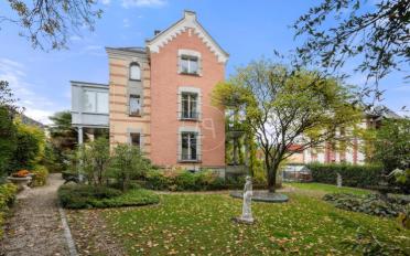 Maison 9 pièces - image - 1