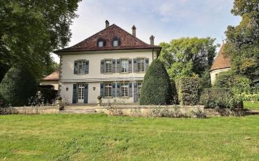 Maison 13 pièces - image - 2