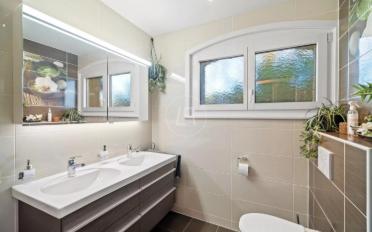 Single house 10 rooms - image - 7