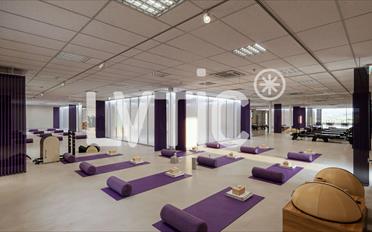 Commercial - image - 4