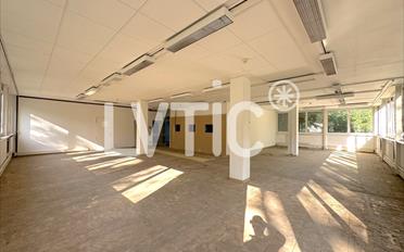 Commercial - image - 5