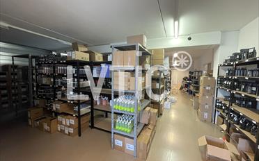 Office - image - 8