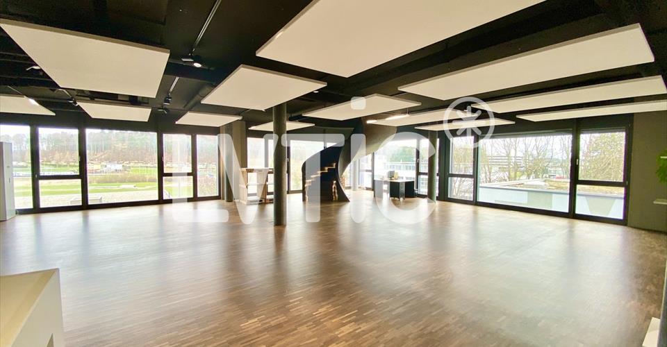 Bureaux, dépôt de 1'450 m2 à vendre à Givisiez - Fribourg