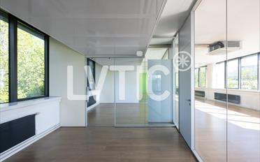 Commercial - image - 8