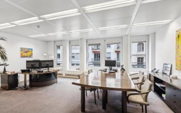 Office - image - 4