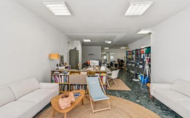 Bureau - image - 2