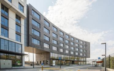 Commercial - image - 2