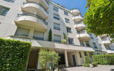 Apartment 4 rooms - image - 1