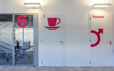 Office - image - 4