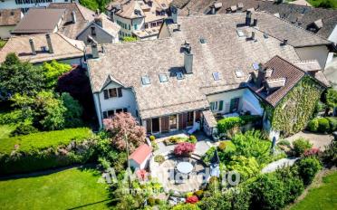 Wohngebäude 10.5 Zimmer - image - 1