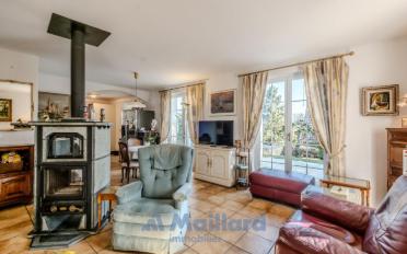 Villa - image - 10