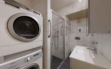 Villa 11.5 pièces - image - 10