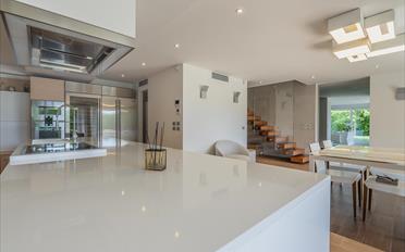 Single house 14 rooms - image - 12