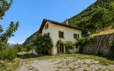 Chalet 5.5 pièces - image - 1