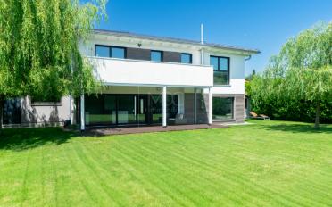 Villa 6.5 Zimmer - image - 1