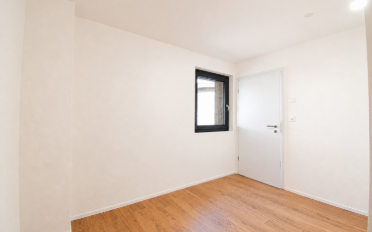 Apartment 4 rooms - image - 5