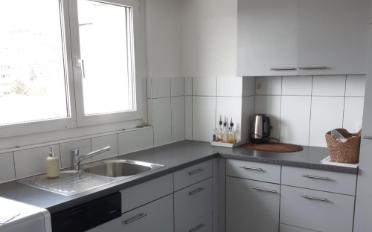 Apartment 4 rooms - image - 3