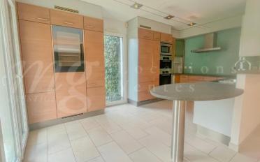 Apartment 7 rooms - image - 4