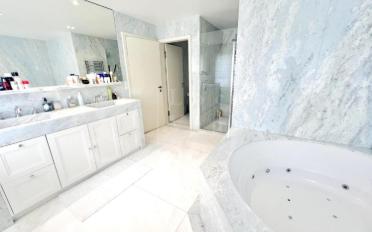 Apartment 6 rooms - image - 13