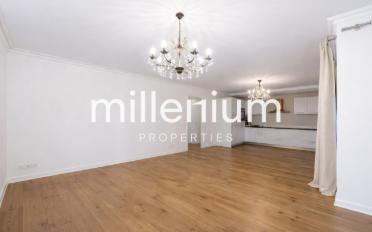 Apartment 5 rooms - image - 2