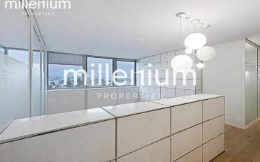 Bureau 9 pièces - image - 1