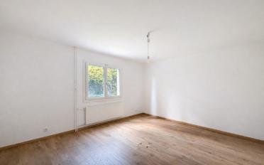 Single house 8 rooms - image - 10