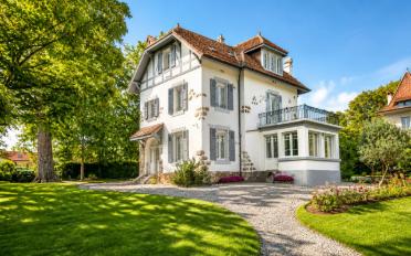 Maison 7 pièces - image - 1