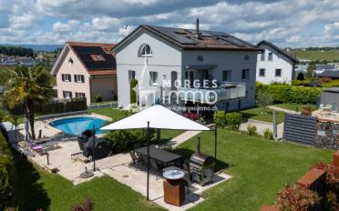 Villa 6.5 pièces - image - 3