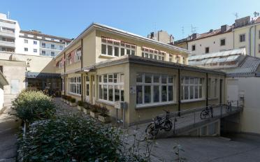 Place souterraine 1 pièce - image - 2
