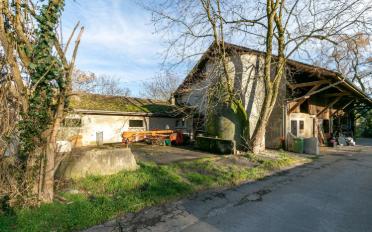 Building land - image - 5