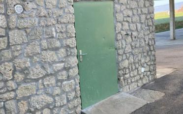 Commercial 1 room - image - 3