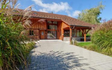 Farm house 8 rooms - image - 1