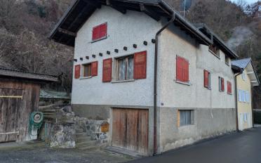 Doppeleinfamilienhaus 6.5 Zimmer - image - 1