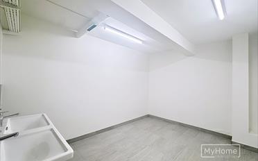 Office - image - 6