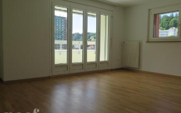 Apartment 4 rooms - image - 2