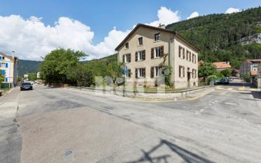 Villa 10.5 Zimmer - image - 1