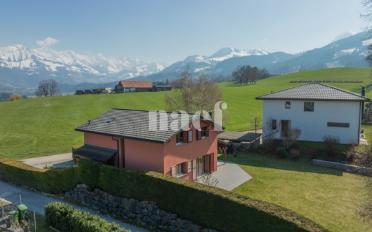 Villa 5.5 Zimmer - image - 1