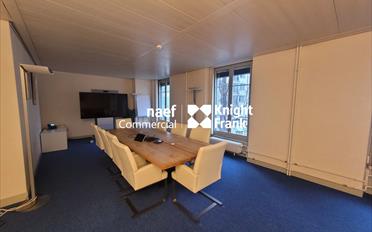 Office - image - 4