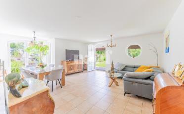 Villa 8.5 Zimmer - image - 3