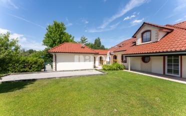 Villa 8.5 Zimmer - image - 12