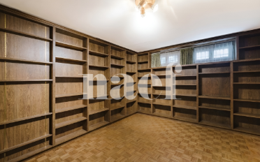 Bifamiliar house 8 rooms - image - 12