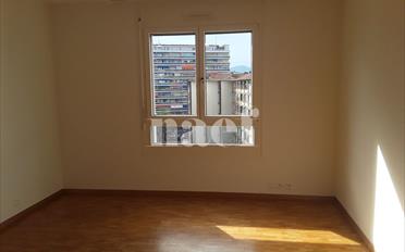 Apartment 6 rooms - image - 9