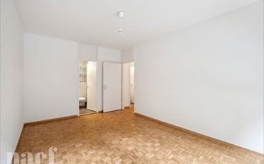 Apartment 5 rooms - image - 9