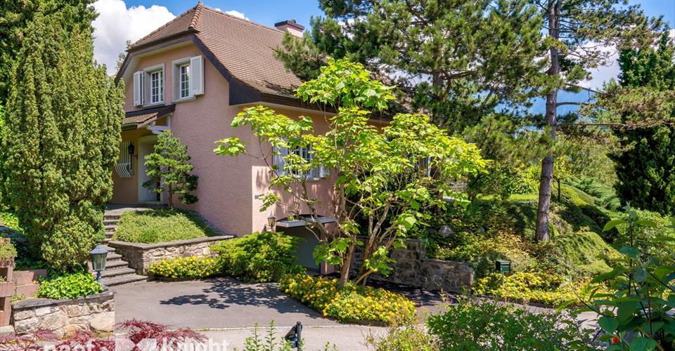 Maison individuelle de 7.5 pièces à vendre à La Tour-de-Peilz