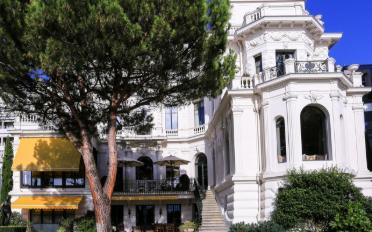 Single house 20 rooms - image - 2