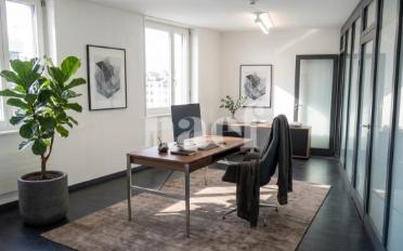 Bureau - image - 1